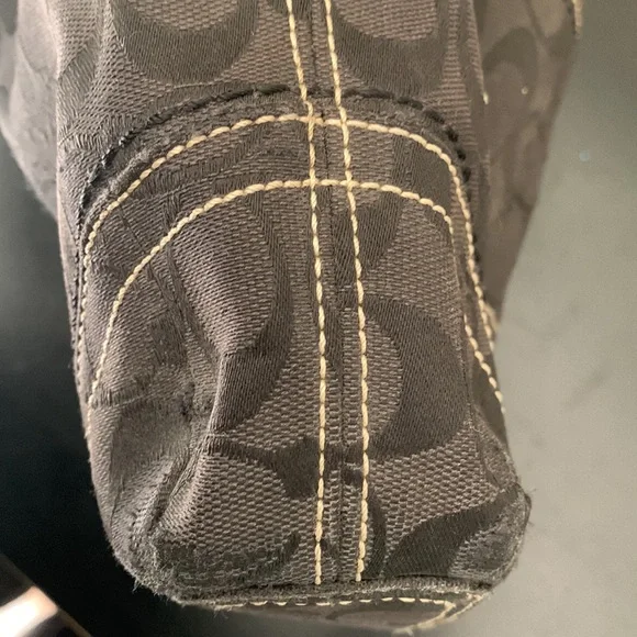 Coach signature black canvas and leather crossbody bucket bag F06M-104 - Picture 12 of 16